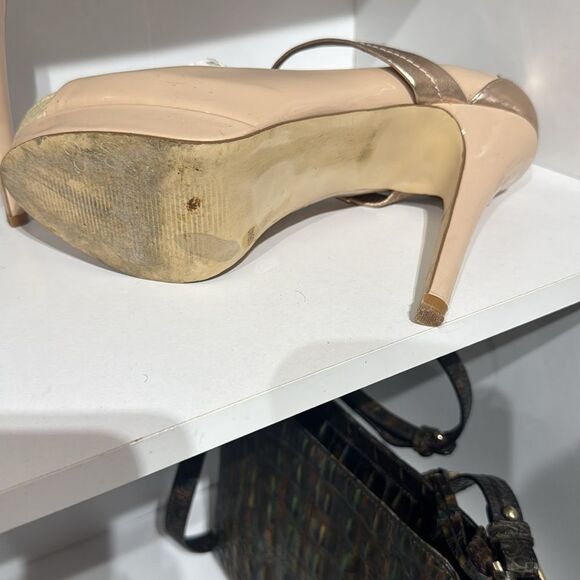 Jessica Simpson Nude Peep-Toe Platform Heels - Picture 3 of 3